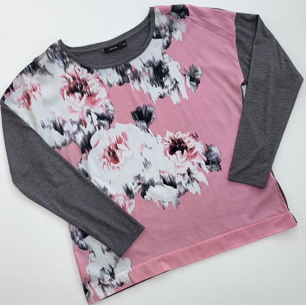 Apt. 9 Pink/Grey Watercolor Top